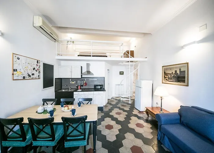 Navona Square Apartment